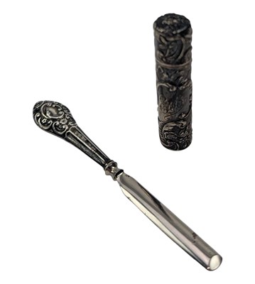 Lot 57 - GEORGE V HALLMARKED SILVER HANDLED NAIL PUSHER & A SILVER PERFUME BOTTLE
