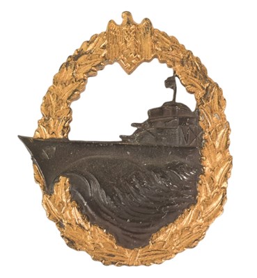 Lot 350 - WWII SECOND WORLD WAR KRIEGSMARINE DESTROYER BADGE
