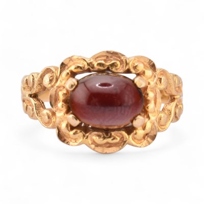 Lot 288 - HALLMARKED 9CT GOLD & GARNET RING