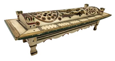 Lot 140 - LATE 18TH CENTURY FRENCH NAPOLEONIC PRISONER OF WAR BONE DOMINO SET/GAME BOX