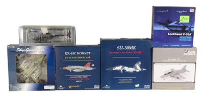 Lot 203 - DIECAST - COLLECTION OF ASSORTED DIECAST AVIATION MODELS