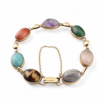 Lot 84 - 9CT GOLD & CABOCHON GEM SET BRACELET
