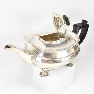 Lot 7 - GEORGE V HALLMARKED SILVER TEAPOT & TWIN HANDLED SUGAR BOWL