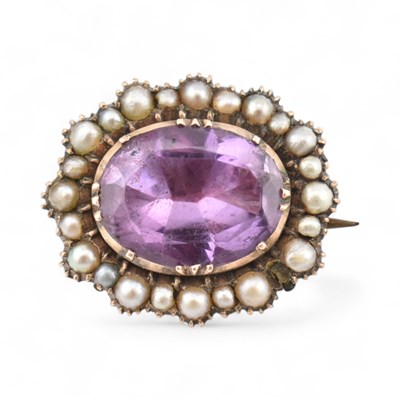 Lot 157 - 19TH CENTURY GOLD PEARL & AMETHYST BROOCH PIN