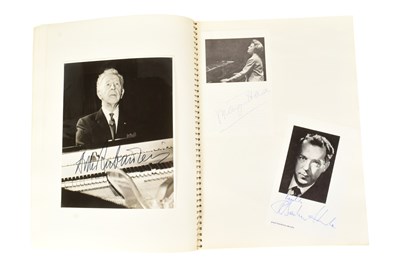 Lot 190 - MUSICIANS - LARGE ALBUM OF MID-CENTURY MUSICIAN AUTOGRAPHS