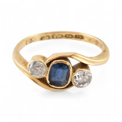 Lot 385 - HALLMARKED 18CT GOLD SAPPHIRE & DIAMOND RING