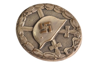 Lot 507 - WWII SECOND WORLD WAR GERMAN WOUND BADGE