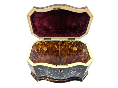 Lot 15 - EARLY 19TH CENTURY REGENCY TORTOISESHELL & IVORY INLAID TEA CADDY