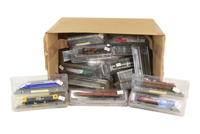 Lot 183 - MODEL RAILWAY - COLLECTION OF N GAUGE STATIC LOCOS