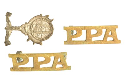 Lot 436 - WWII SECOND WORLD WAR POPSKIS PRIVATE ARMY BADGES