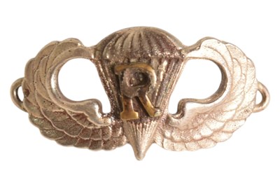 Lot 421 - WWII SECOND WORLD WAR US PARATROOPER RIGGERS WINGS