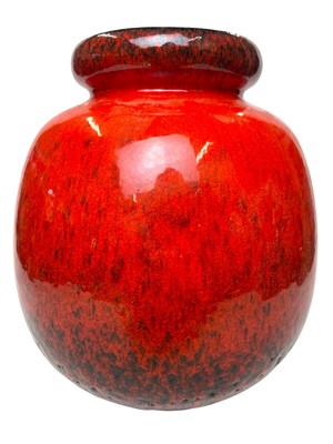 Lot 59 - SCHEURICH - MODEL 284/19 - 1970S WEST GERMAN POTTERY VASE