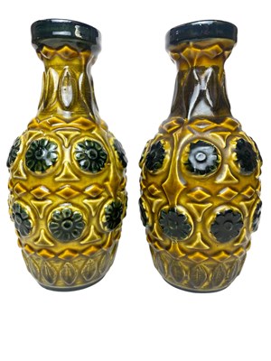 Lot 68 - BAY KERAMIC - MODEL 76/20 - 1960S WEST GERMAN VASE