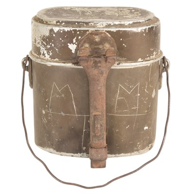 Lot 434 - WWII SECOND WORLD WAR GERMAN WAFFEN SS MESS TIN