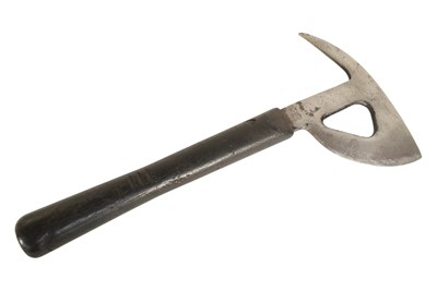 Lot 437 - WWII SECOND WORLD WAR BRITISH GLIDER PILOT ESCAPE AXE