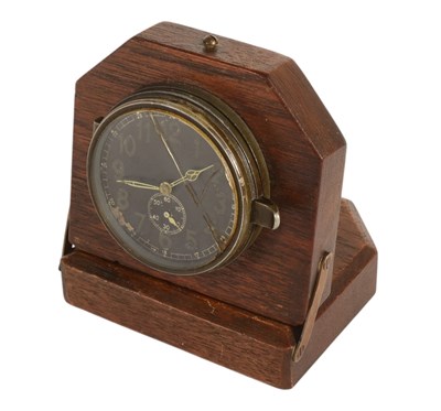 Lot 444 - WWII SECOND WORLD WAR GERMAN LUFTWAFFE COCKPIT CLOCK
