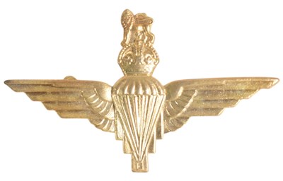 Lot 473 - WWII SECOND WORLD WAR BRITISH PARACHUTE REGIMENT LAPEL PIN