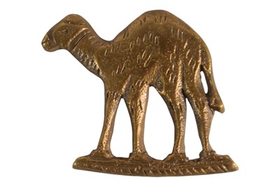 Lot 476 - FIRST WORLD WAR AUSTRALIAN NEW ZEALAND CAMEL CORPS BADGE