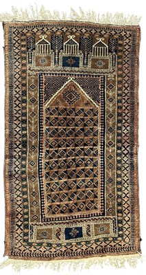 Lot 459 - EARLY 20TH CENTURY AFGHAN HAND-WOVEN PRAYER FLOOR CARPET RUG