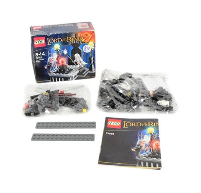 Lot 773 - LEGO - LORD OF THE RINGS THE WIZARD BATTLE