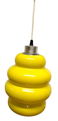 Lot 41 - VINTAGE MID CENTURY STYLE YELLOW GLASS BEEHIVE PENDANT CEILING LAMP LIGHT