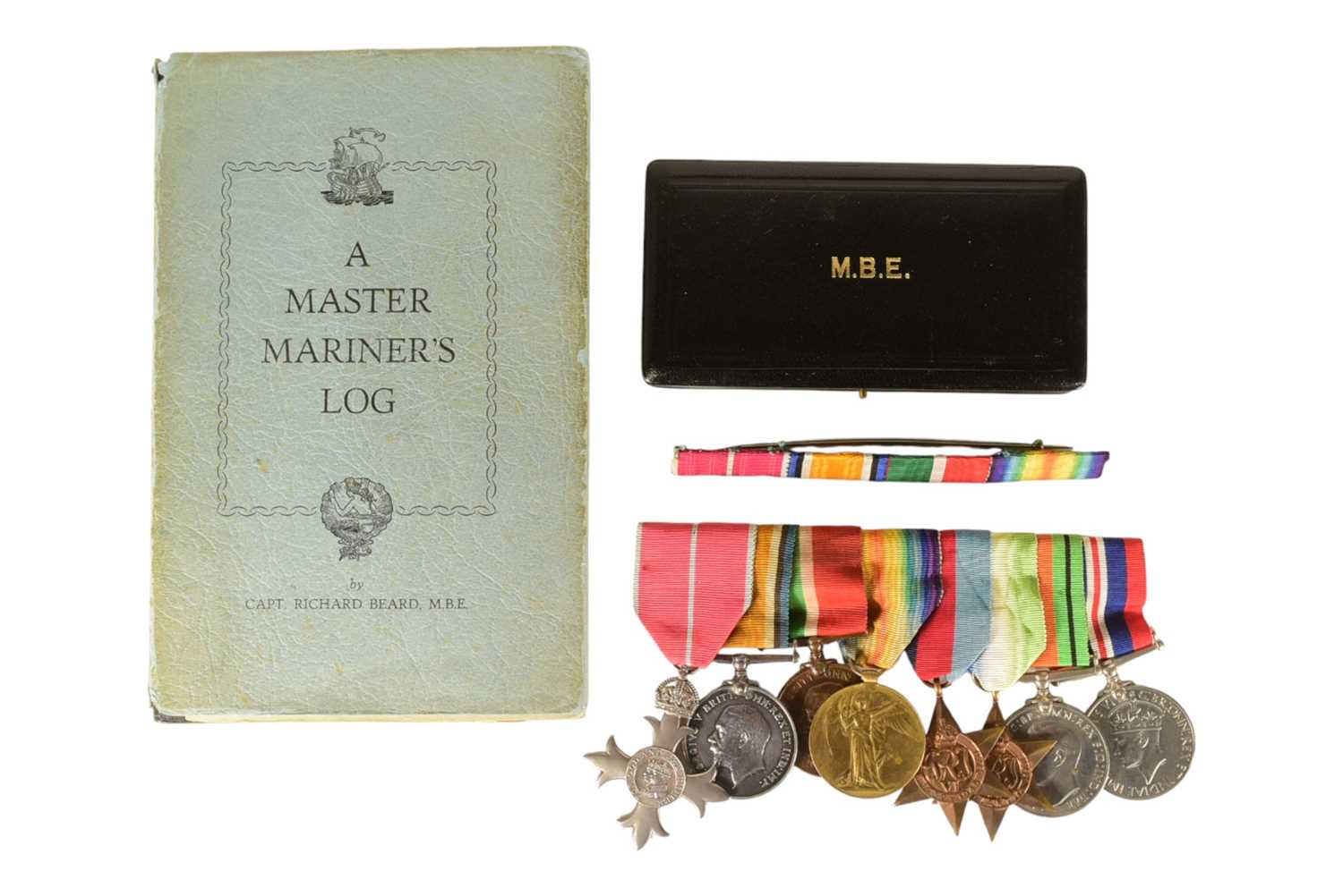 Lot 12 - FIRST & SECOND WORLD WAR MEDAL GROUP - RAF VOLUNTEER RESERVE