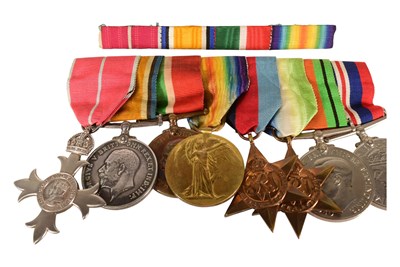 Lot 12 - FIRST & SECOND WORLD WAR MEDAL GROUP - RAF VOLUNTEER RESERVE