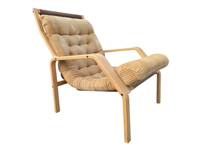 Lot 581 - MANNER OF BRUNO MATHSSON FOR DUX FURNITURE - LATE 20TH CENTURY BENTWOOD BEECH ARMCHAIR
