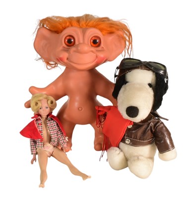 Lot 578 - RETRO TOYS - TROLLS SNOOPY & LADY PENELOPE