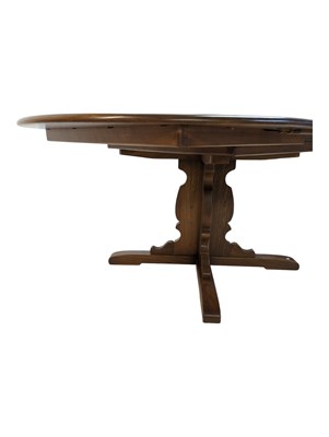 Lot 562 - LUCIAN ERCOLANI - SAVILLE RANGE - MODERN EXTENDING DINING TABLE W/ SIX CHAIRS