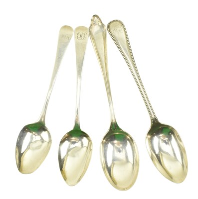 Lot 127 - TWO GEORGE III HALLMARKED SILVER SPOONS & A VICTORIAN SILVER SPOON