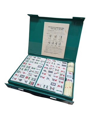 Lot 214 - CONTEMPORARY LATE 20TH / 21ST CENTURY MAH JONG SET