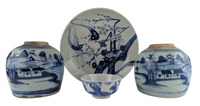 Lot 191 - COLLECTION OF FOUR QING BLUE & WHITE PORCELAIN PIECES 清 青花瓷四件