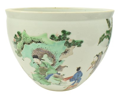 Lot 91 - QING DYNASTY FAMILLE ROSE FIGURINE PLANTER /JARDINERE 清 粉彩人物花盆