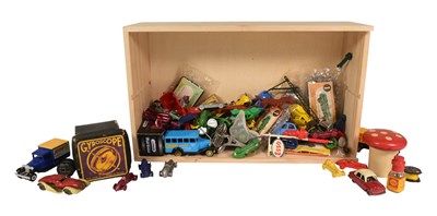 Lot 188 - COLLECTION OF ASSORTED VINTAGE TOYS & COLLECTABLES