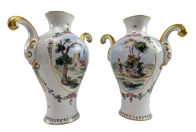 Lot 76 - MEISSEN PEINT A LA MAIN - PAIR OF HAND PAINTED PORCELAIN VASES