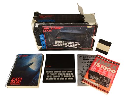 Lot 656 - RETRO GAMING - VINTAGE SINCLAIR ZX81 PERSONAL COMPUTER