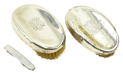 Lot 134 - PAIR OF 20TH CENTURY HALLMARKED SILVER CLOTH BRUSHES
