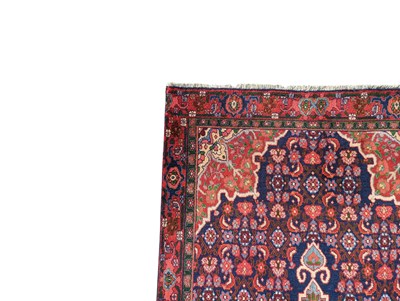 Lot 726 - 20TH CENTURY NORTH WEST PERSIAN SAROUK RUG