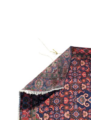 Lot 726 - 20TH CENTURY NORTH WEST PERSIAN SAROUK RUG