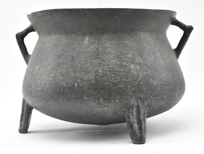 Lot 72 - 17TH CENTURY CAST BRONZE TRAVELLER'S CAULDRON