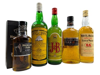Lot 212 - COLLECTION OF FIVE SINGLE MALT AND BLENDED SCOTCH WHISKY BOTTLES