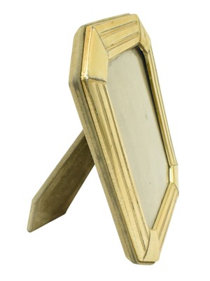 Lot 138 - 925 GILDED SILVER EASEL BACKED PHOTOGRAPH FRAME
