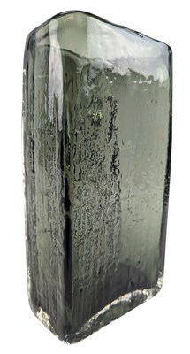 Lot 20 - GEOFFREY BAXTER FOR WHITEFRIARS - NO. 9669 - 'BAMBOO' GLASS VASE IN WILLOW