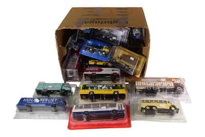Lot 332 - DIECAST - COLLECTION OF BLISTER PACK DIECAST MODELS