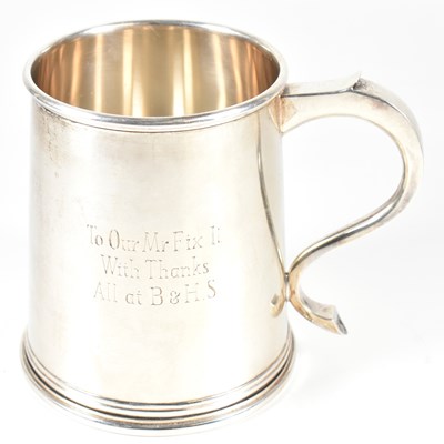 Lot 17 - GARRARD & CO HALLMARKED LONDON SILVER TANKARD