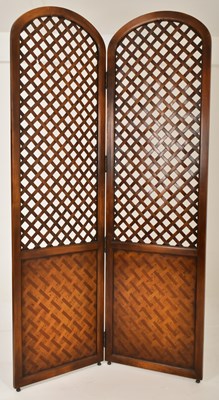 Lot 444 - 20TH CENTURY AMBOYNA & PARQUETRY FOLDING DRESSING SCREEN