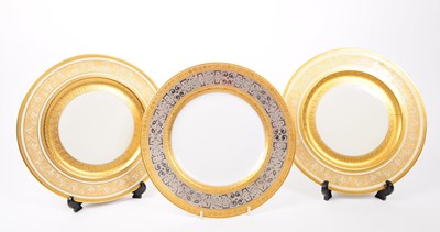 Lot 19 - THREE 20TH CENTURY BAVARIAN GILT PLATES