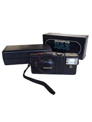 Lot 208 - OLYMPUS - XA - BOXED 1980S OLYMPUS XA2 VIEWFINDER CAMERA