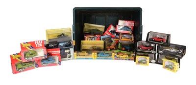 Lot 317 - DIECAST - COLLECTION OF ASSORTED BOXED DIECAST MODELS